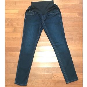 Jessica Simpson Maternity Skinny Leg Jeans
